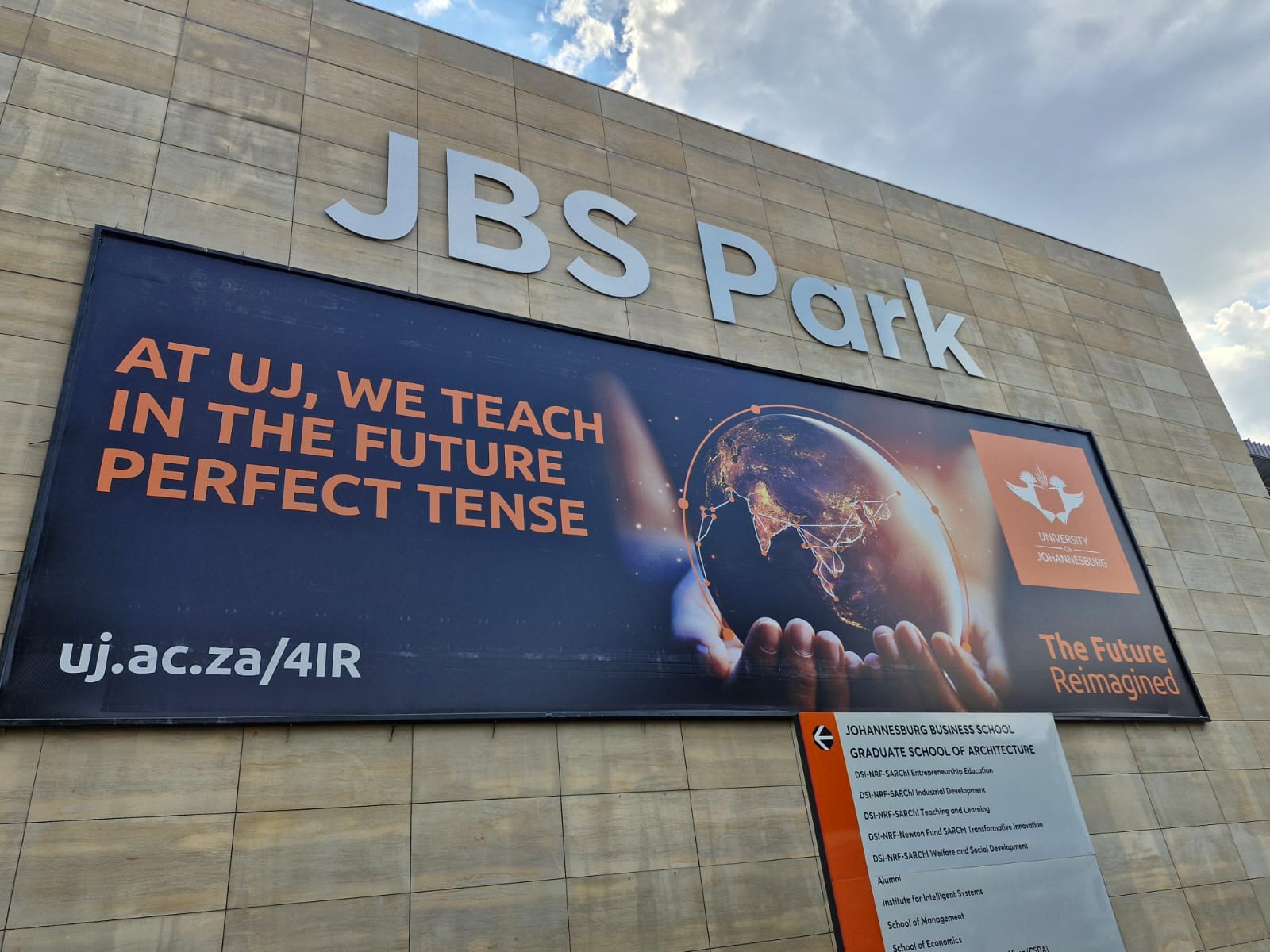 WhatsApp Image 2024-09-12 at 09.47.29 (1)